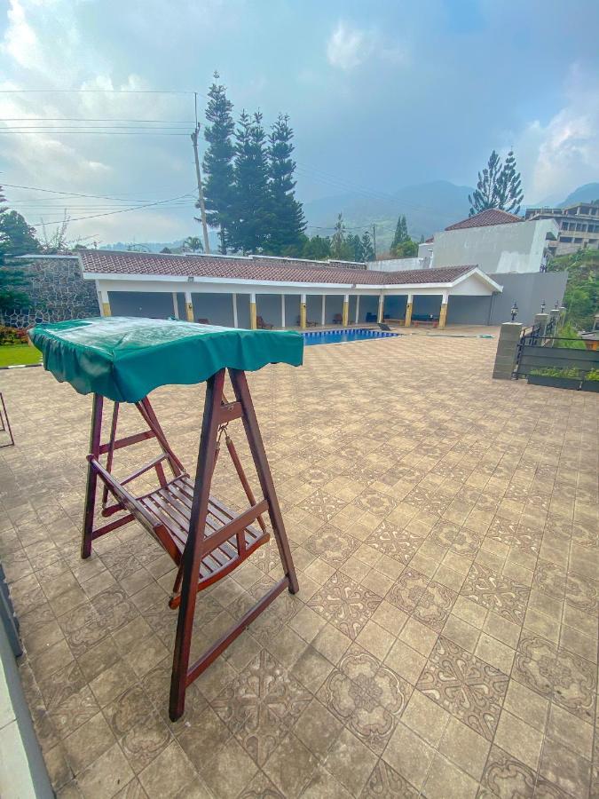 Villa Andalus 3 Puncak Buitenkant foto