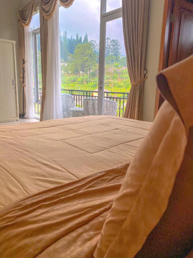 Villa Andalus 3 Puncak Buitenkant foto