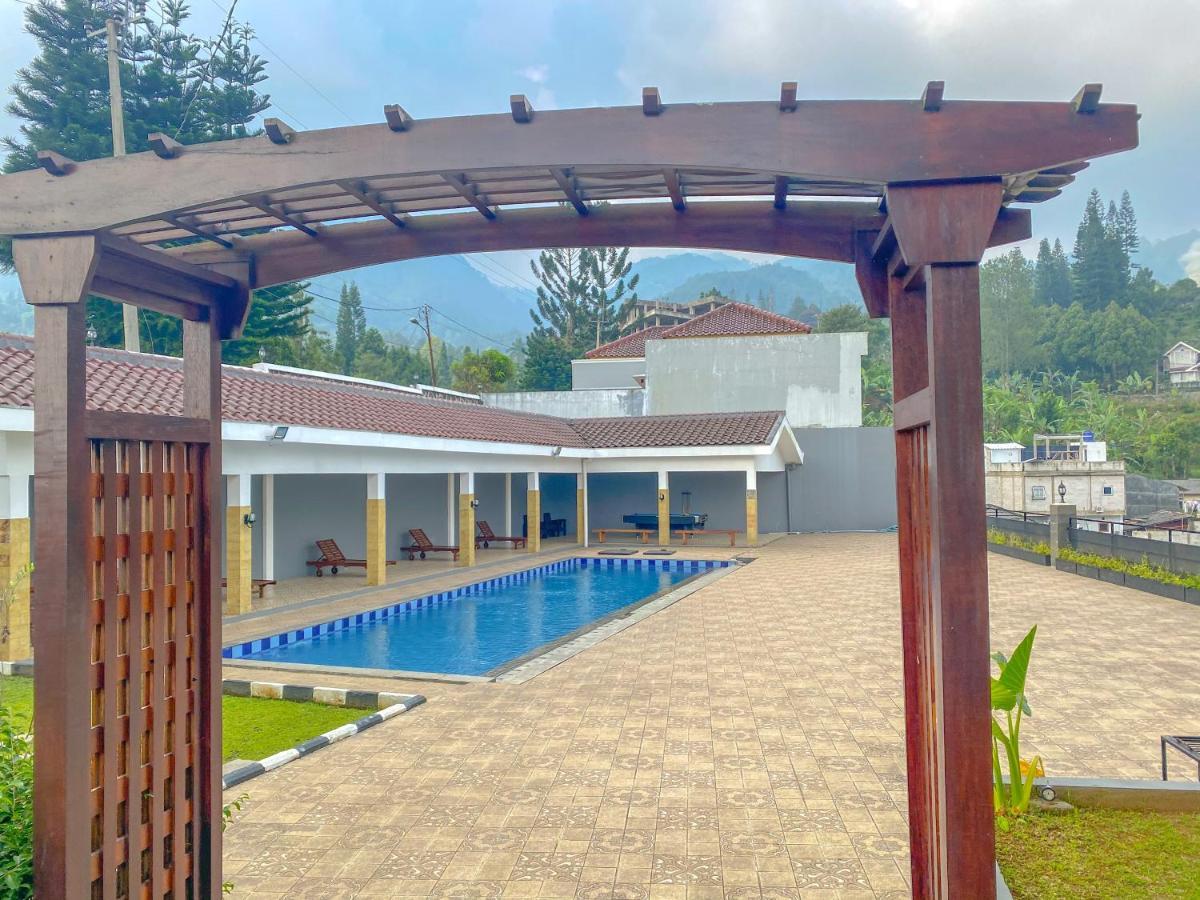 Villa Andalus 3 Puncak Buitenkant foto